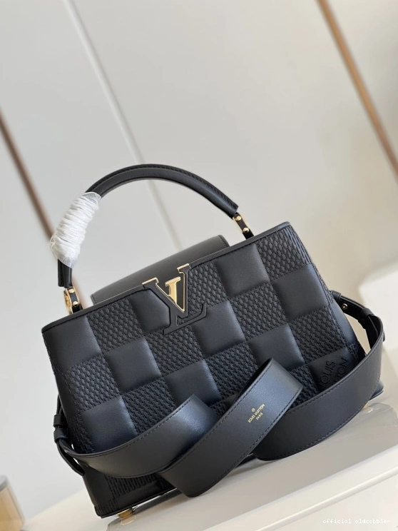 Official oldcobbler CAPUCINES VUITTON LOUIS MM 0722